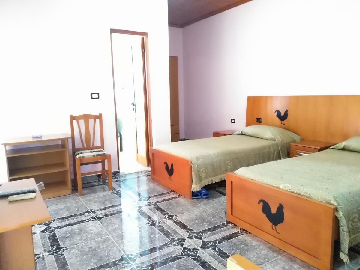 Hotel Gjeli Fier Eksteriør bilde