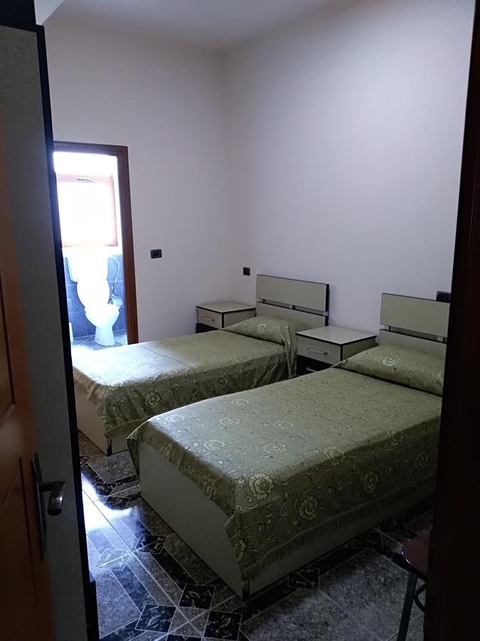 Hotel Gjeli Fier Eksteriør bilde